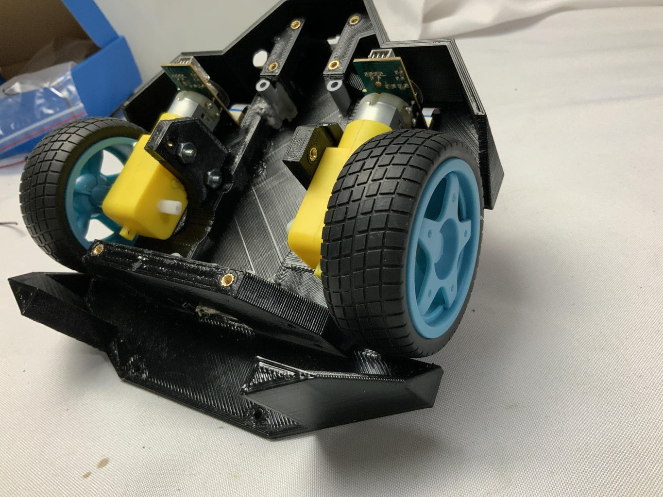 INSTALLATION OF MOTORS AND WHEELS